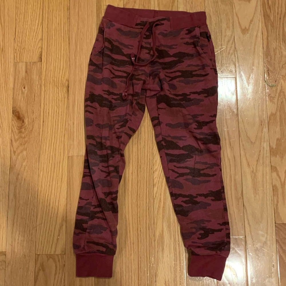 T2 Love Red Camo sweatpants